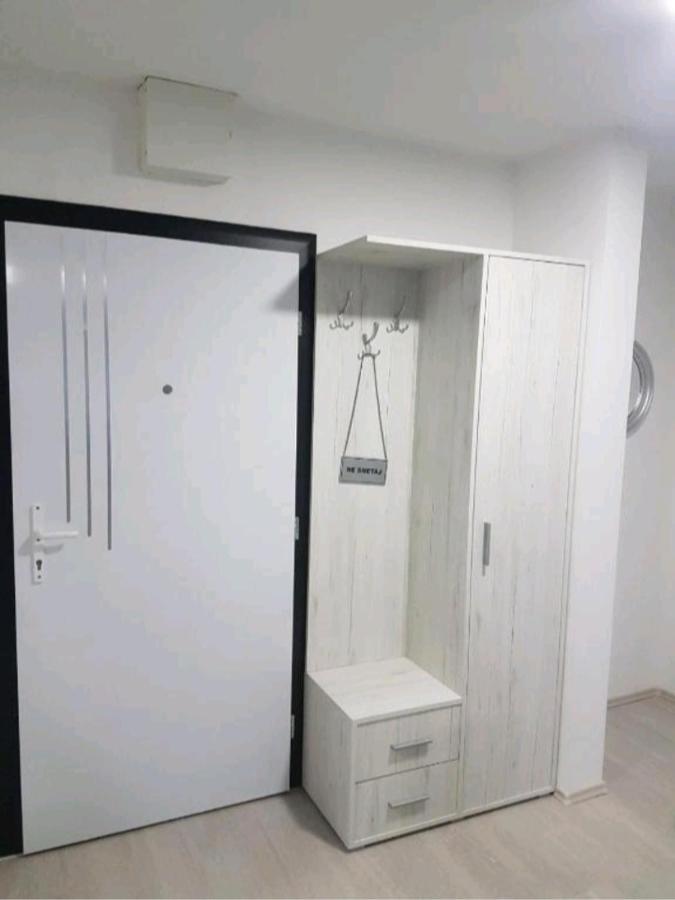 Apartman Lela カルロヴァッツ エクステリア 写真